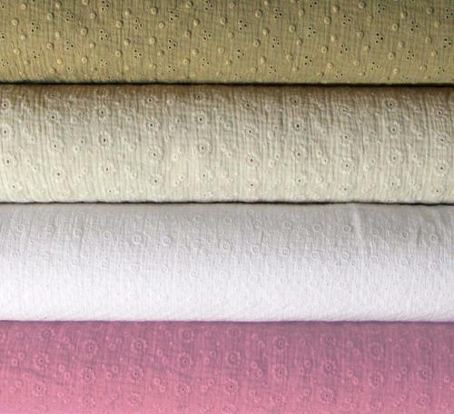 Broderie Anglaise 
