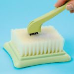 Outil pour le maintien du feutre avec brosse pour feutrage Clover - 3 en 1