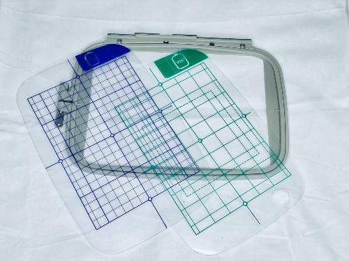 Cadre à broder SewTech 130x180mm - EF84 