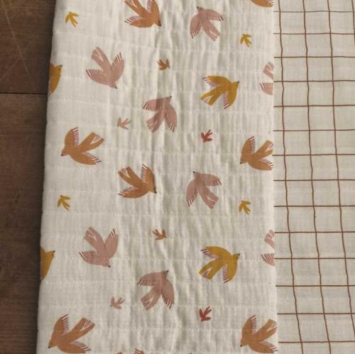 TISSU 100% COTON double gaze matelassé Bi-face