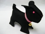 Pique épingle forme Chien Noir
